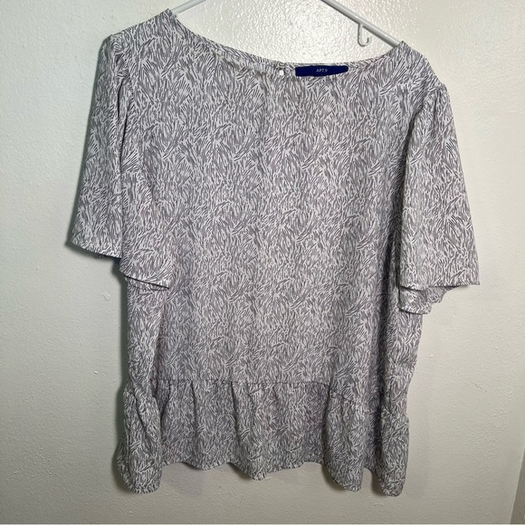 Apt. 9 Ruffle Peplum Top Vintage Waves White Black XL - Picture 3 of 12